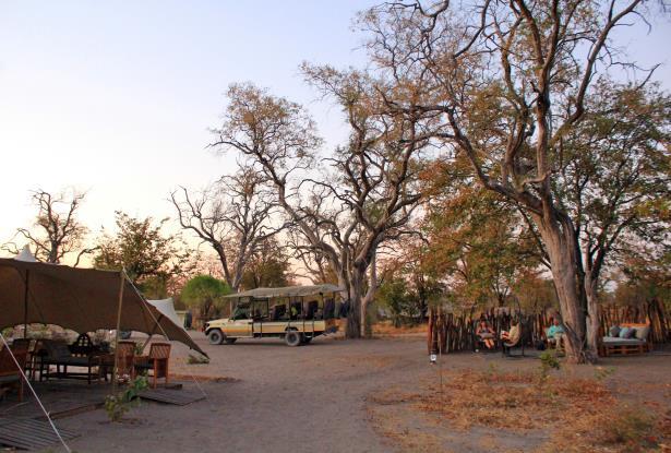 Dag 12: Maun, Botswana (ontbijt, lunch) De reis gaat verder naar Botswana. U rijdt richting Maun, de poort naar de Okavango Delta en het Moremi wildreservaat.