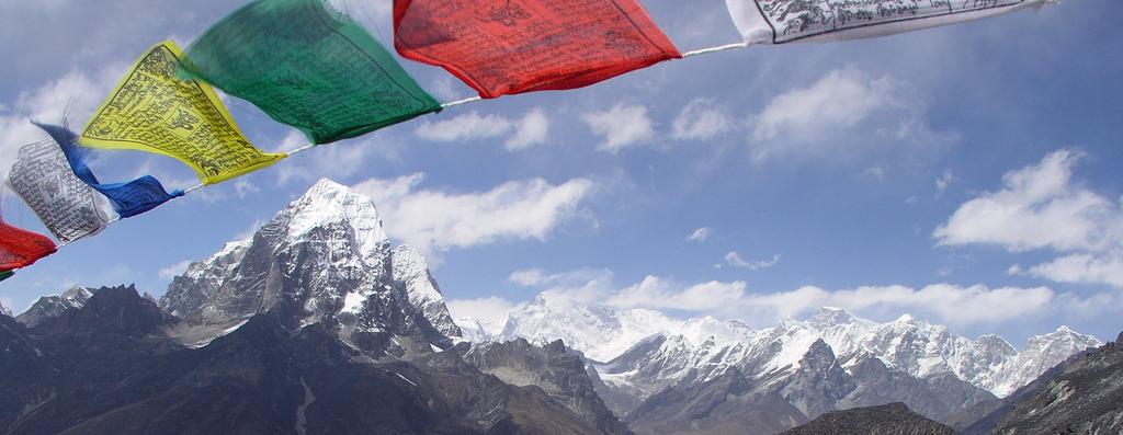 De trekking naar de voet van de Mount Everest is naast de Rond Annapurna, de klassieke tocht in Nepal die je gewoon gedaan moet hebben.