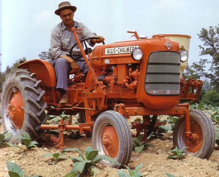 De D-serie Vanaf 1957 komt de D-serie op de markt Zowel uiterlijk als innerlijk hebben ze een behoorlijke verandering ondergaan. Alle motoren, of het nu benzine, L.P.G.