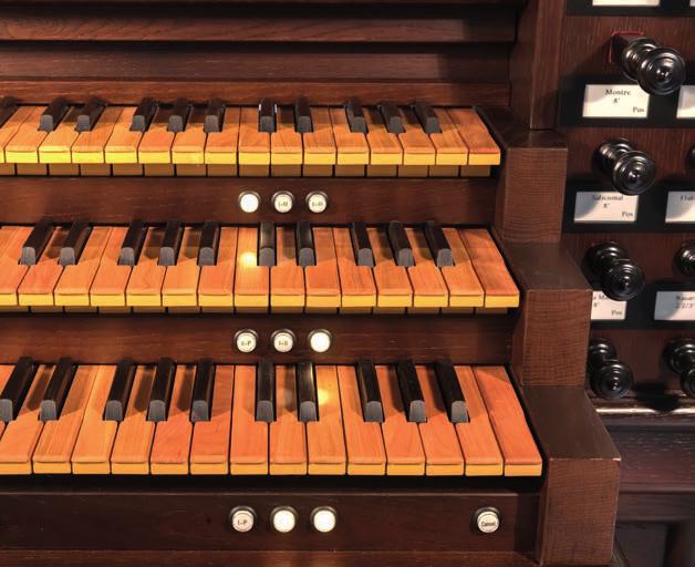 Het orgel heeft zeven high-end luidsprekers, die elk een eigen versterker hebben.