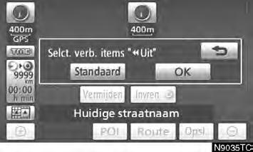 INSTELLEN Scherm lay -outfunctie ( Uit functie) Alle schermtoetsen en de actuele straatnaam kunnen op de kaart worden weergegeven of verborgen. 1. Druk op de toets SETUP. 2.