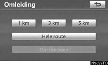 ROUTEBEGELEIDING Instellen omleiding U kunt tijdens de routebegeleiding een route instellen waarmee u een file, veroorzaakt door wegwerkzaamheden, een ongeval, enz. kunt omzeilen. 1. Kies Route. 3.