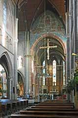 We wandelen verder naar Verdronkenoord 68. Hier bevindt zich de katholieke Sint-Laurentiuskerk. 24. Wie was de architect van deze kerk? a. J.G. van Beusekom (1825-1881) A8 -> P8 b. P.J.H. Cuypers (1827-1921) A8 -> P12 c.