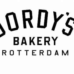 kwaliteit met het behoud van het unieke landschap als bijkomend voordeel. Jordy's Bakery Brood bakken is Jordy Klootwijk (1984) met de paplepel ingegoten.