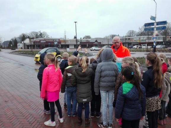 Denkt u eraan dat de sponsorlijsten uiterlijk morgen - donderdag 11 april - moeten worden ingeleverd?