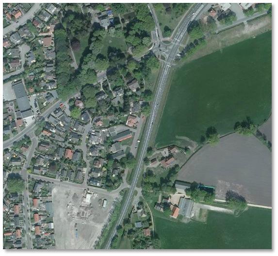 2. Situering van het plangebied Het plangebied is gelegen aan de Veldkampstraat 9-13 in Haaksbergen. Het ligt aan de oostzijde van het dorp Haaksbergen.