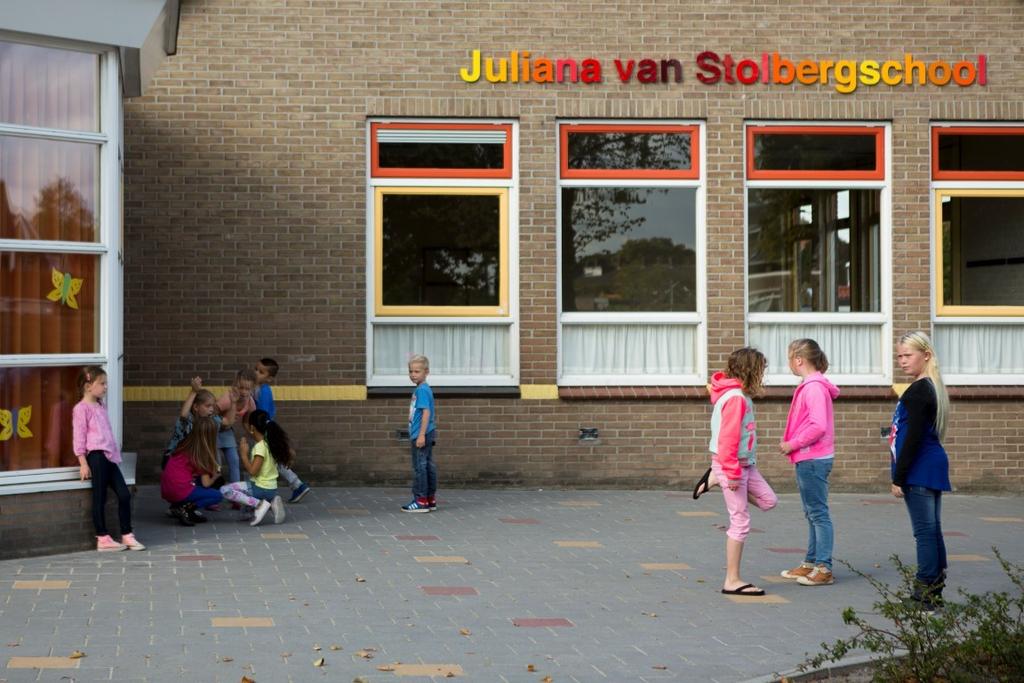 Positive Behavior Support op de Juliana van Stolbergschool Sinds 2012 wordt er hard gewerkt aan het neerzetten van een positief basisklimaat.