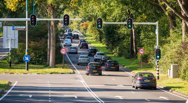 5.4. Bouw de eigen taken af Nu de dienstverlening op basis van prestatieafspraken formeel is begonnen en uw organisatie na het formele overdrachtsmoment de verantwoordelijkheid voor het uitvoeren van