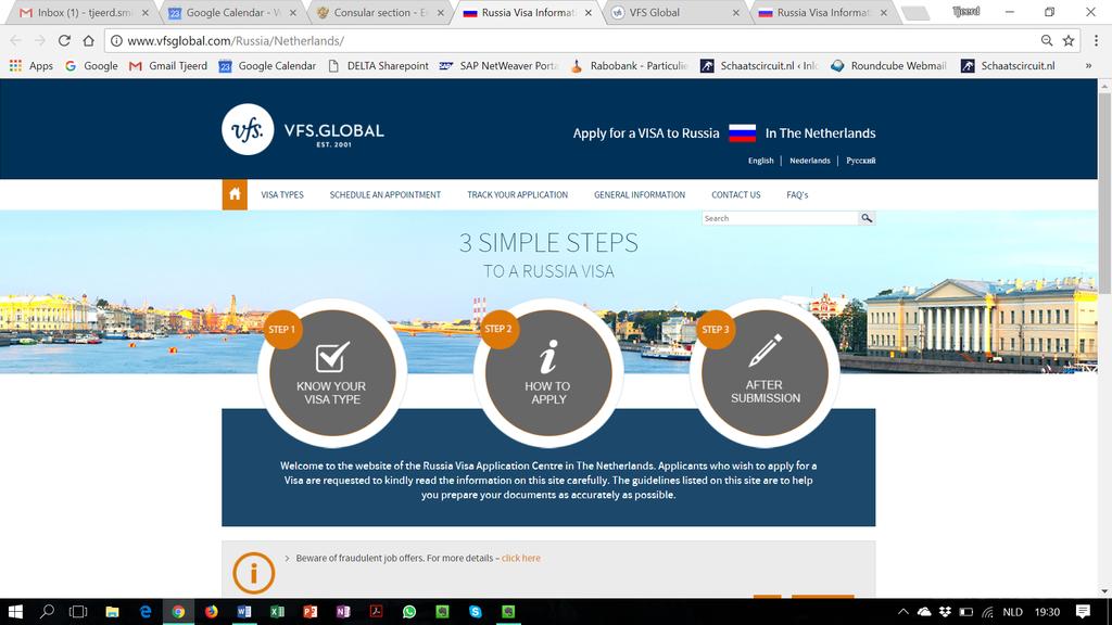 Op de website van de Embassy of the Russian Federation wordt verwezen naar VFS Global. Deze organisatie kent ruimere openingstijden dat de Russische ambassade.