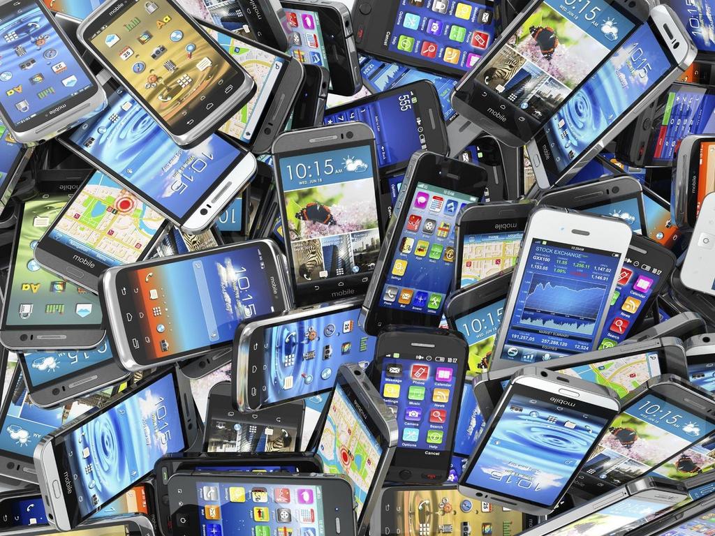 Te veel smartphones Hoe lossen we dat op? Technisch gezien is er vermoedelijk geen groot probleem. Wat houdt ons tegen om dat te realiseren?