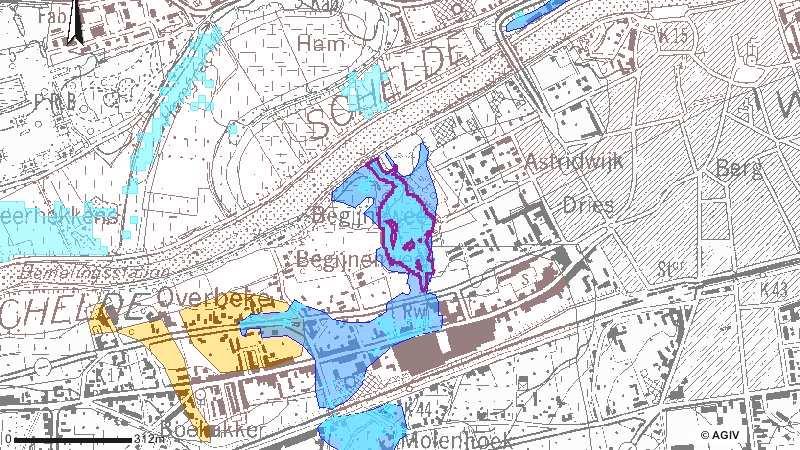 Op de navolgende kaart (Agiv) volgens metingen t/m 2005 en getekend op het DHM model Vlaanderen is het gebied is ten dele overstroombaar vanuit waterloop en recent overstroomd (A).