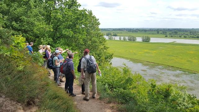 Vanaf woensdag 3 mei: Wekelijkse wandelgroep Vanaf 1 mei gaat elke woensdagochtend een groep mensen uit de buurt wandelen vanaf het Odensehuis.