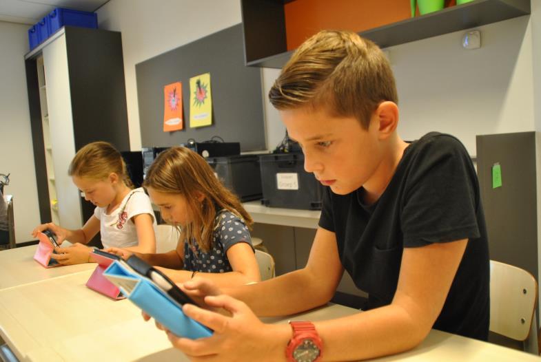 Stress in de klas: digitale leshulp hapert Storingen bij de grootste digitale leshulp van Nederland bezorgen docenten van honderden basisscholen kopzorgen.
