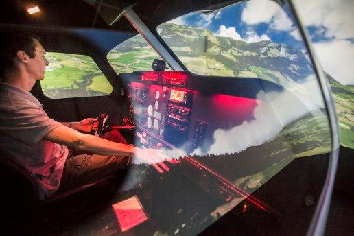 MAF koopt flight simulator Sinds begin 2016 leidt MATC op vliegveld Teuge piloten op voor de MAF.