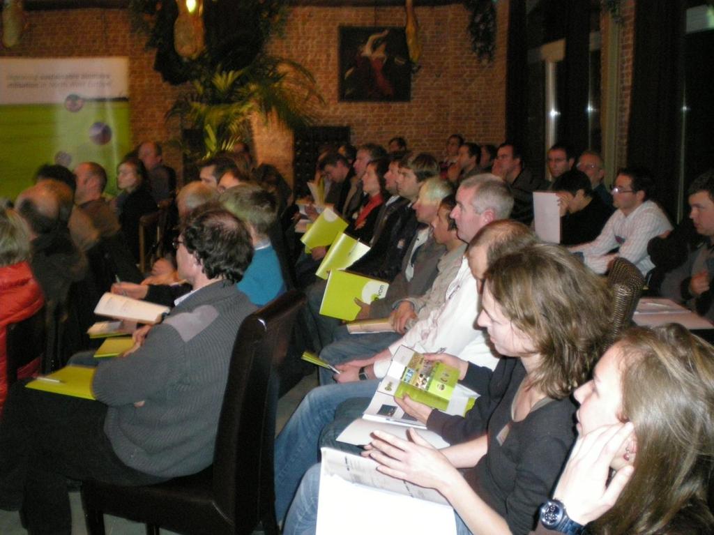 5.7.2 Arbor info-sessie: Op woensdag 16 november 2011 organiseerde het VCM, in samenwerking met Inagro en de Universiteit van Gent, een info-avond in Ranst om het Interreg-project Arbor aan de