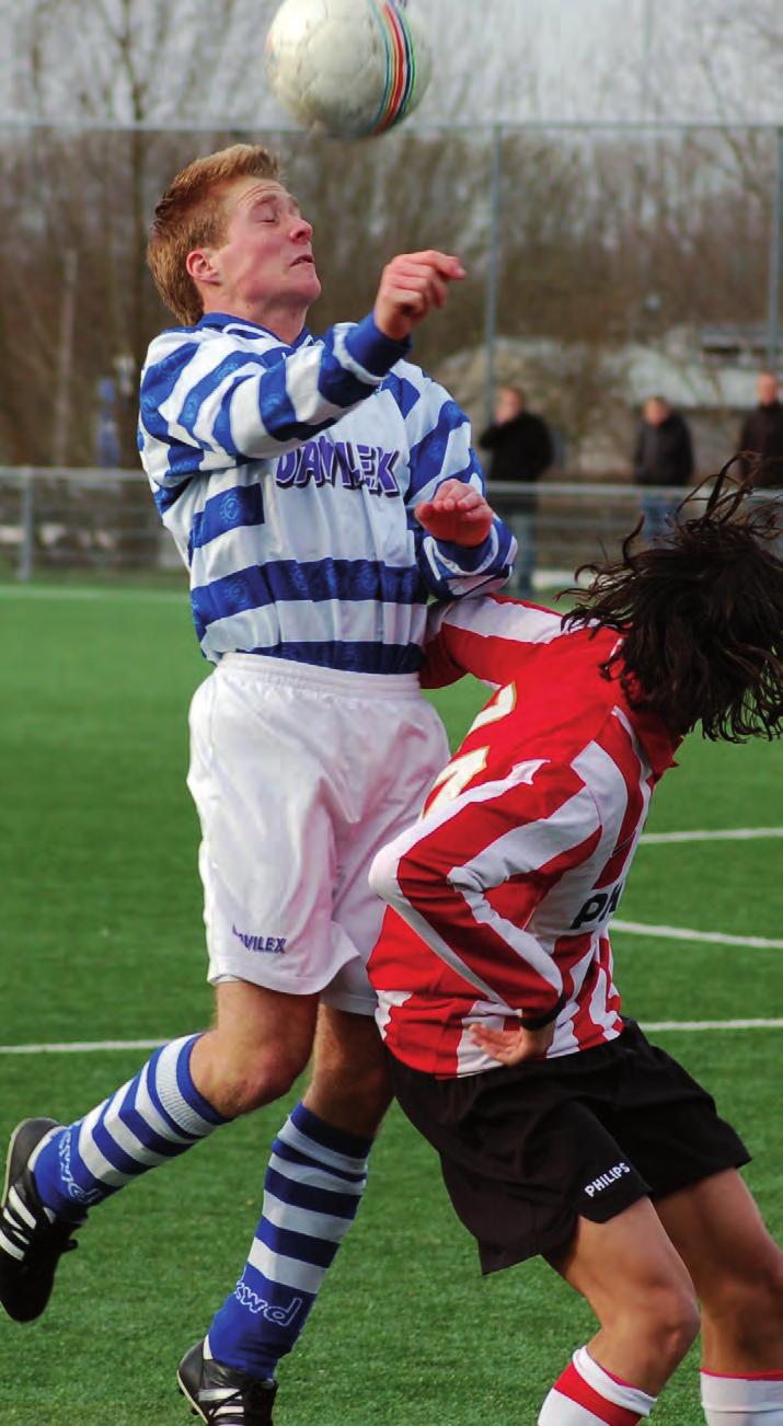 Opbouwen 0 0 Afb. Indribbelen. in plaats van dat je het hem de volgende keer verbiedt.