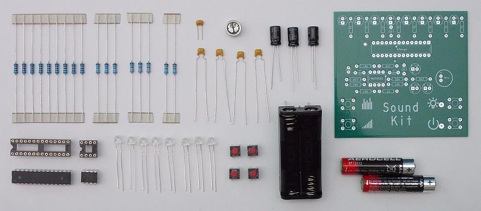 Bouwbeschrijving Sound Kit Zo ziet een Sound Kit er uit na het solderen. De losse onderdelen van een Sound Kit.