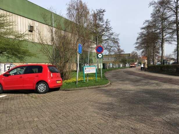 Herstructureringsopgave bedrijventerreinen MRA 62 Houthavenkade Zaanstad (50 banen) N-weg Kadegebonden aanwezig, geen aftakking naar de project locatie 2 hectare netto 0 hectare uitgeefbaar A: