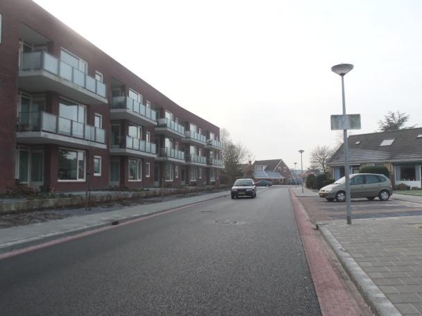 Kennedylaan voornamelijk door verkeer van / naar Uithuizen wordt gebruikt; er zit slechts een beperkte doorgaande relatie op de weg. Qua verkeersveiligheid is er op J. Cohenstraat - J.F.