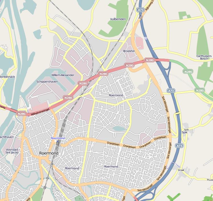 1 Inleiding Roermond, een stad met circa 55 000 inwoners gelegen in Midden Limburg. De stad profileert zich als winkelstad voor de gehele omliggende regio.