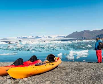 per amfibieboot WAAR: gletsjermeer Jökulsárlón Dagelijks, elk uur van 09:00 tot 18:00 van juni tot augustus Dagelijks, elk uur van 10:00 tot 16:00 in april, mei, september en oktober DUUR: 90 minuten