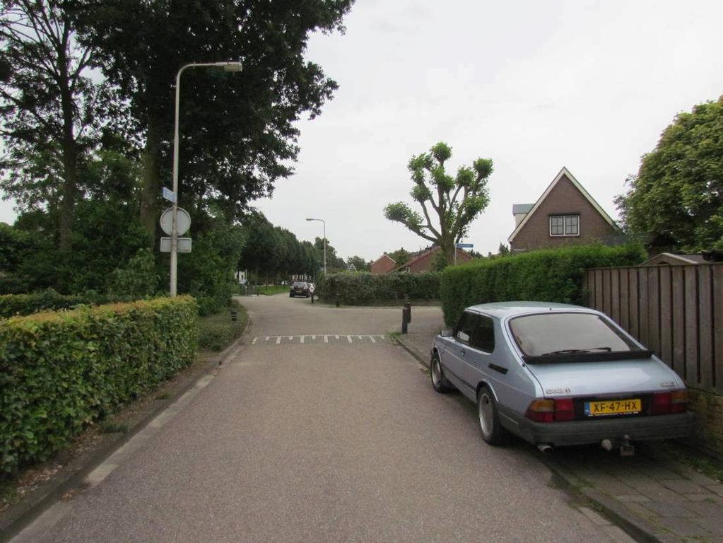 Laan van Crayestein De Laan van Crayestein en de daaraan parallel lopende Bulkstraat vormen een oude ruggengraat in de dorpsstructuur van Tricht.