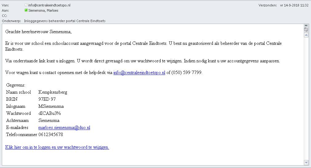 Eerste keer inloggen op uw schoolaccount Tijdelijke wachtwoord wijzigen De beheerder/gebruiker ontvangt de
