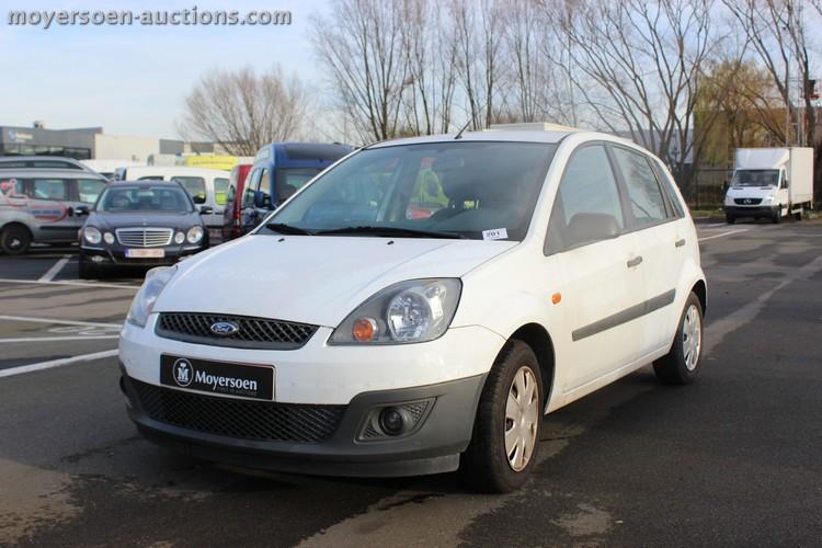 201 FORD Fiesta 300 Category: Car. Fuel: diesel Transmission: manually Kilometer reading: 114187 km. 1st inscription: 03/10/2007 Color: white Engine capacity: 1399 cc. Engine power: 50 Kw.