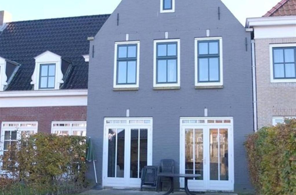 Westerskans 5 319 9133 DC Anjum Inleiding Wel eens gedacht aan een eigen vakantiewoning in één van de mooiste gebieden van Nederland?