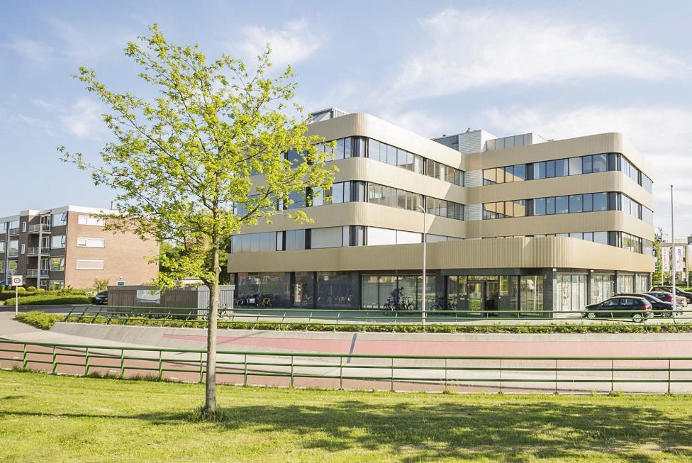 Rodenburg Bedrijfsmakelaars (anno 1930) is één van de grootste makelaarskantoren en marktleider in de regio, met een vestiging in Deventer, Apeldoorn en Zwolle.