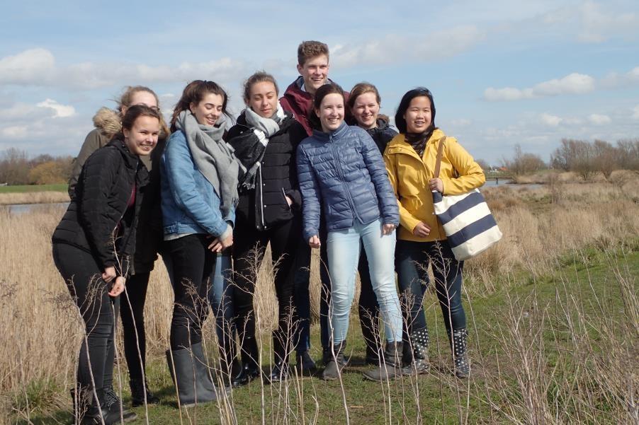 De natuurorganisaties vinden het extra belangrijk dat jonge mensen betrokken zijn bij de veranderende natuur in het Haringvliet. Hoe kun je jonge mensen (van jullie leeftijd) hierbij betrekken?