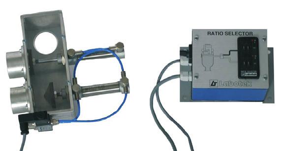 Koppeling station voorbeelden Vacuum receivers type SVR and insulated hoppers Example, Coupling station, 20 inlets/60 outlets Buizen Labotek leidingsystemen zijn