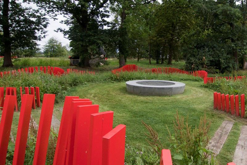 De focus ligt daar op toonaangevende landschappelijke, stedenbouwkundige, infrastructuur- of architectuurprojecten in Vlaanderen.