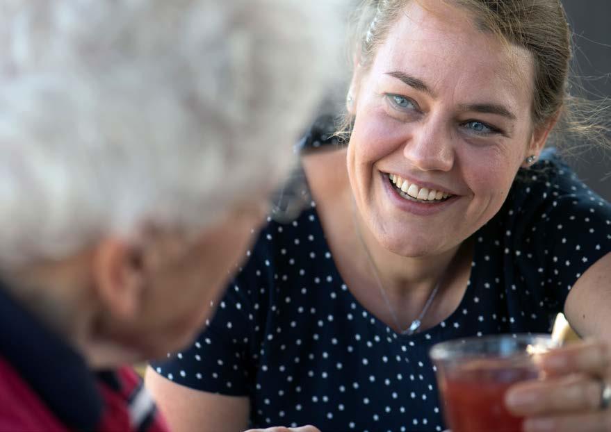 8 Van goede zorg verzekerd Van goede zorg verzekerd 9 Werkveld van istandaarden: beheerders, bouwers en gebruikers Verschillende organisaties in het veld maken het gebruik van istandaarden mogelijk.