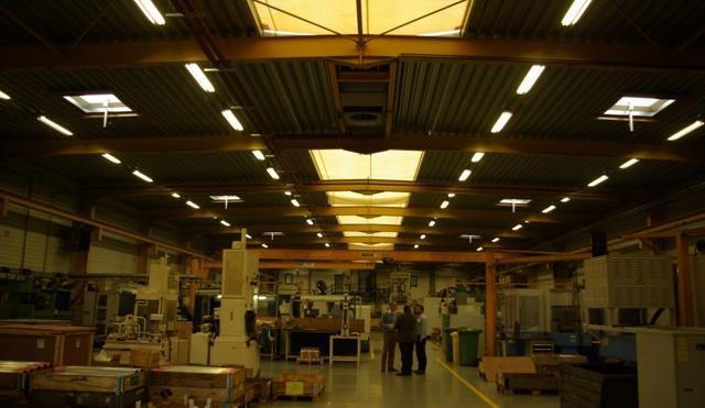 6. Verlichting zonder oververhitting Fabriekshal voor de firma Capaul (fabricage van