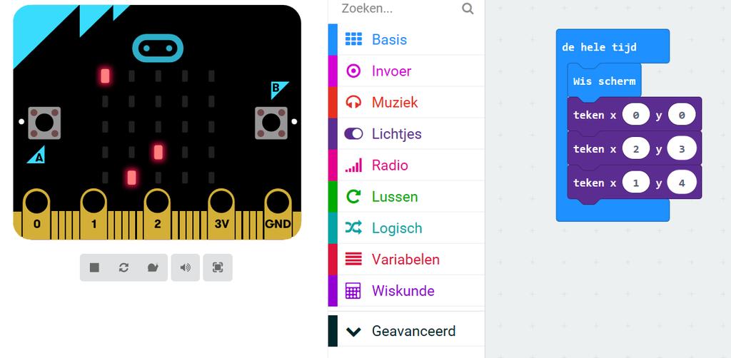 Space Invaders op de micro:bit Op het eerste gezicht denk je misschien dat je met een scherm van vijf bij vijf ledjes niet zoveel kunt doen, maar dat valt best nog wel mee.