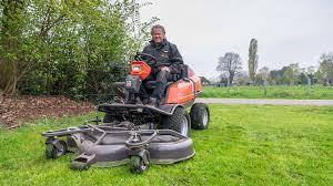 Maaien van gras en kruidenrijke vegetaties Het betreft beheergroepen met een beperkte betekenis voor beschermde planten en dieren.