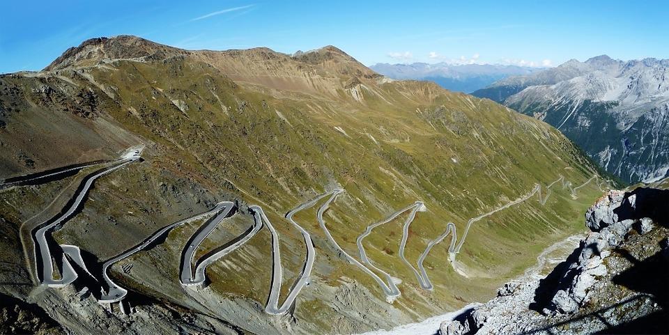 Italiaanse Alpenrit op de fiets! Ben jij een liefhebber van mooie beklimmingen en afdalingen in het hooggebergte van de Italiaanse en Zwitserse alpen?