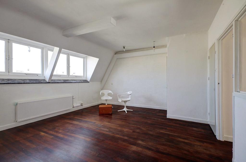 Wij bieden je een zeer leuk twee-kamer-appartement aan in het gezellige Amsterdam-Oost!