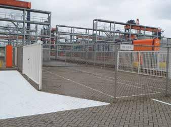 4.5 ECT EUROMAX TERMINAL - INSPECTIEVAKKEN RISICO S De inspectiebuffer op de Euromax terminal is een afgeschermd werkgebied aan de landzijde kant van de ARMG-stack.