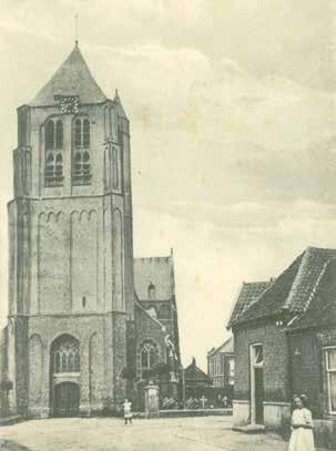 11 H. MARIA MAGDALENAKERK De H. Maria Magdalenakerk is het oudste gebouw van Geffen. De robuuste toren werd omstreeks 1450 gebouwd, waarna men aan het imposante gotische schip van de kerk begon.