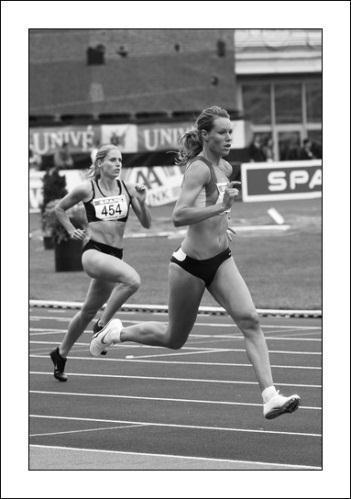 Marjolein Verheem was de beste op de 600m 1.39.56 (26eAT) Marlin van Hal presteerde erg goed op de 1500 en 3000 meter. Haar tijden; 1500m in 4.32.90 (21 e AT) en 9.50.59 op de 3000m (25eAT) zijn prima tijden voor een eerste jaars B.