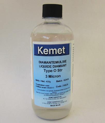 Door middel van het Kemet doseersysteem eenvoudig en economisch op de lepplaat aan te brengen. K emulsie Monokristallijne diamantemulsie op olie/waterbasis.