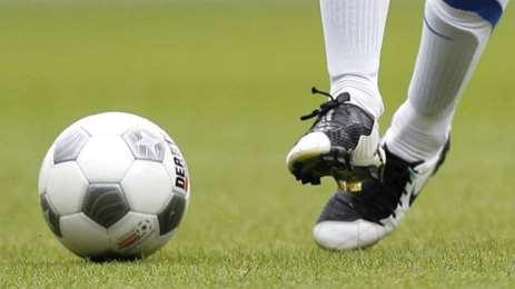 Voetbalkamp Organisatie van Sport Vlaanderen ondersteund door Ludentia Vrijetijdsdienst OLO vzw Van 12 tot en met 14 augustus 2019 (van 8.30u tot 16.30u) Voor wie en wat valt er allemaal te beleven?