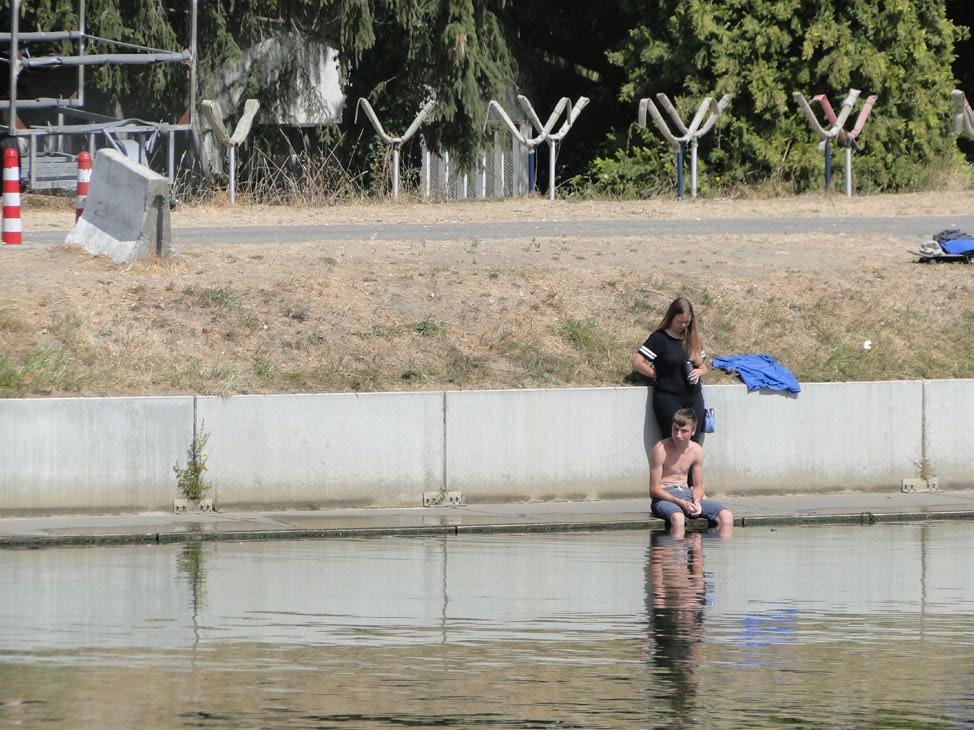 Om van het Albertkanaal naar de Zeeschelde of omgekeerd te varen, moeten deze schepen dus nog altijd via Antwerpen.