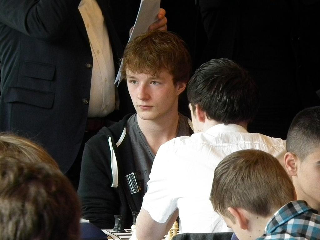 Cisko Loos en Thomas Slijper op het NK jeugd Van 27 april tot en met 5 mei hebben Cisko Loos en Thomas Slijper meegedaan aan het NK jeugd schaken.