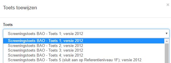 De papieren versie van de toetsen kunt u gratis downloaden op de website bij Downloads Klikt u op toewijzen, dan verschijnt het volgende keuzescherm voor leerling of klas.