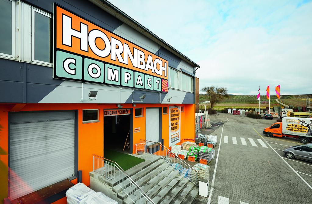 Ook in ons land zitten de bouwmarkten niet stil. Gamma koos voor zijn eigen miniconcept net als Hornbach voor de toevoeging Compact.