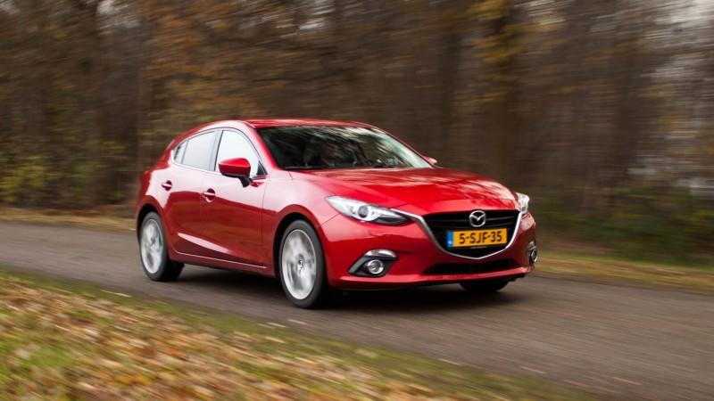 Eer hoog houden Op het gebied van rijdynamiek heeft Mazda zijn eer hoog te houden.