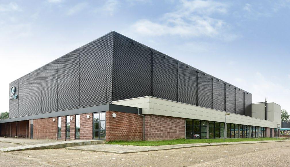 Cembrit Construction Sportcomplex Gemeente Leeuwaarden - 2015 Architect: Dick de Jong interieurarchitect Plaats: